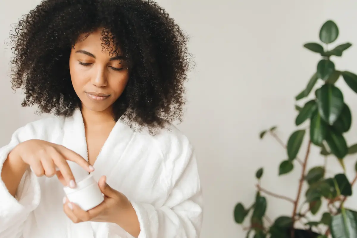 Skincare Science: What Actually Works for Healthy, Clear Skin